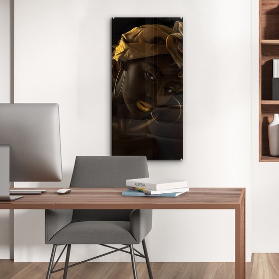 MuchoWow® Peinture sur Verre - Femmes - Foulard - Or - Luxe - 40x80 cm - Peintures sur Verre Acrylique - Photo sur Glas