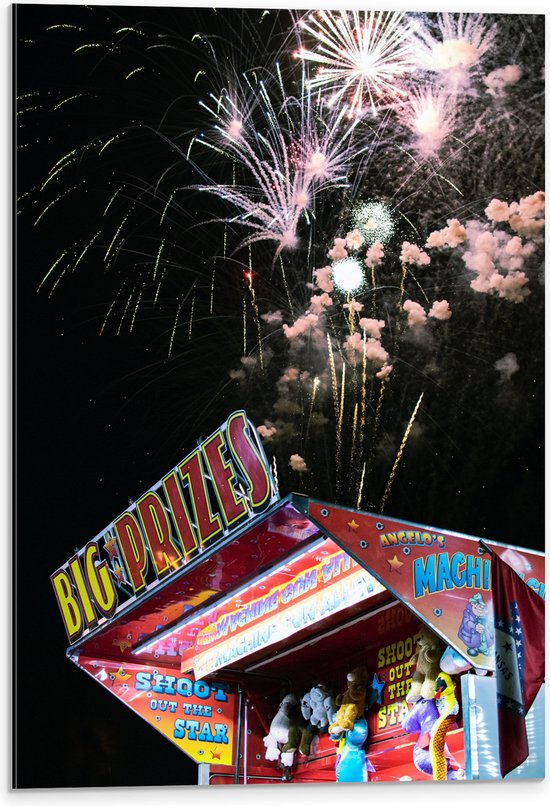 Dibond - Vuurwerklshow boven Stand op Kermis - 40x60 cm Foto op Aluminium (Met Ophangsysteem)