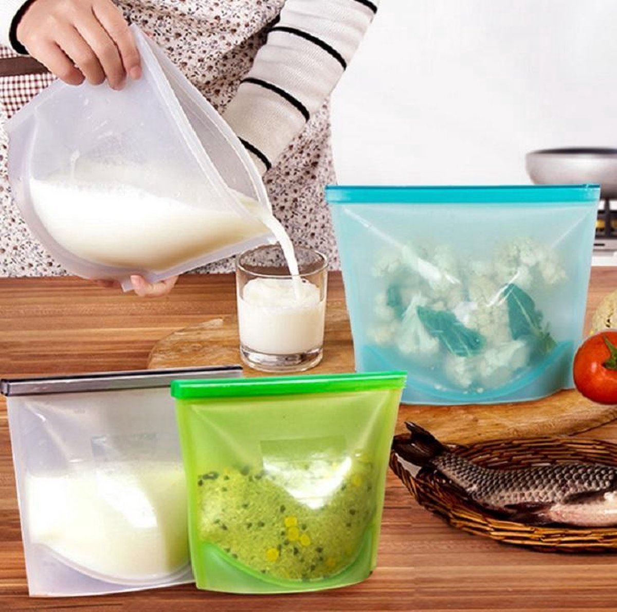 Siliconen Vershoudzakken | Bewaarzakken | Diepvrieszakken | Herbruikbaar | Lekvrij | Set 4-Stuks 1000ml | Vries & Hitte Bestendig | 4 Kleuren — cadeau in Cadeau-ideeën - foto 8