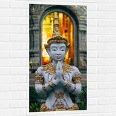 Muursticker - Grijze Boeddha voor Tempel met Gouden Details - 50x100 cm Foto op Muursticker