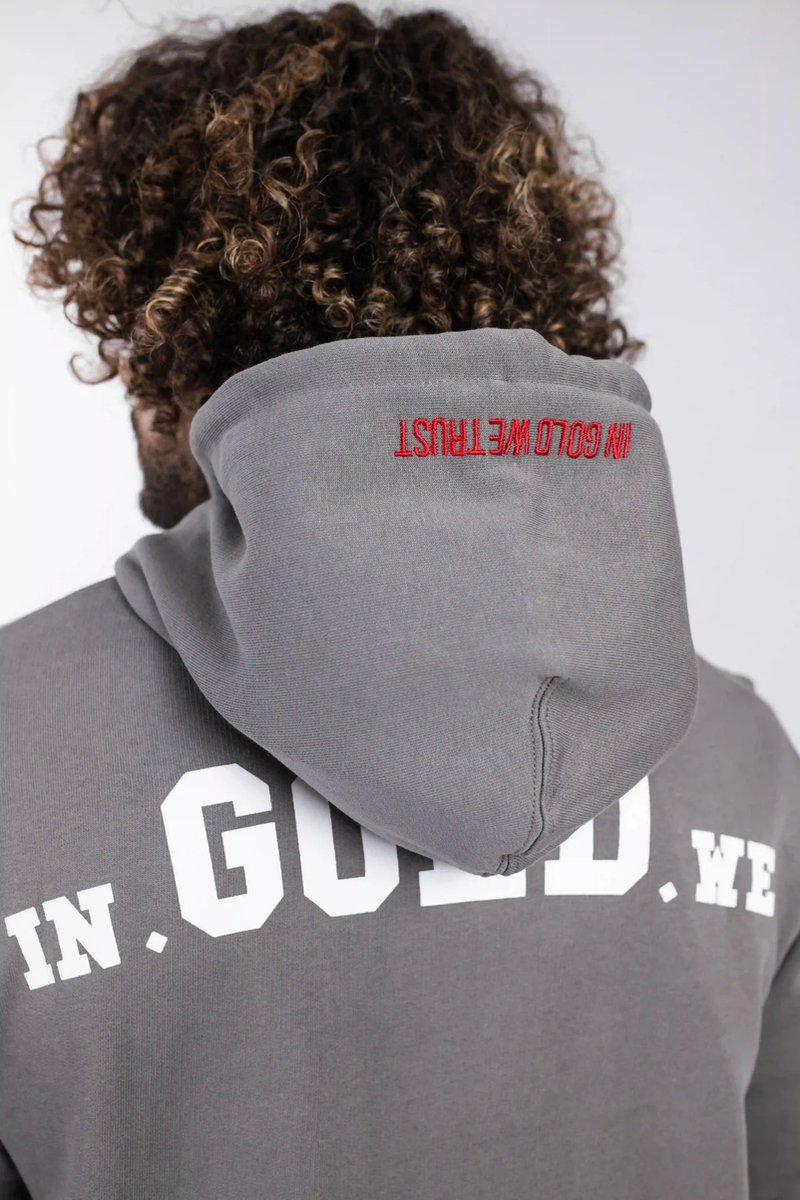 In gold we trust hoodie heren sales