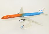 KLM orange livery schaalmodel Boeing vliegtuig 777-300ER schaal 1:200 lengte 38,93cm