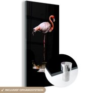 MuchoWow® Glasschilderij 40x80 cm - Schilderij acrylglas - Twee flamingo's staan in het water - Foto op glas - Schilderijen