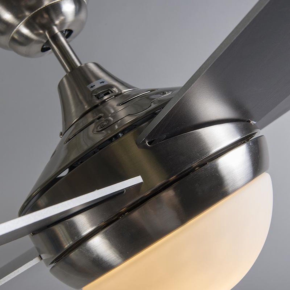 QAZQA cool - Design Plafondventilator met lamp en afstandsbediening - 2  lichts - Ø... | bol.com