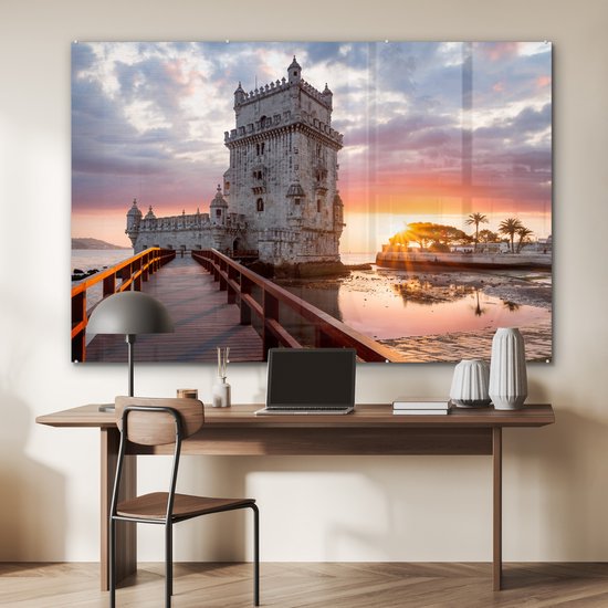 ® Glasschilderij 150x100 cm - Schilderij acrylglas - Torre de Belém met een zonsondergang - Foto op glas - Muurdecoratie woonkamer - Wanddecoratie slaapkamer - Schilderijen