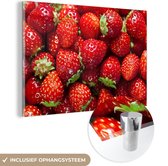 MuchoWow® Glasschilderij 60x40 cm - Schilderij acrylglas - Aardbei - Fruit - Zaadjes - Foto op glas - Schilderijen