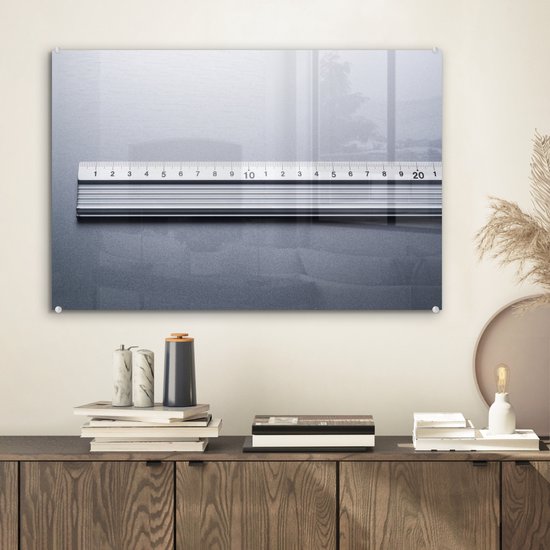 MuchoWow® Peinture sur verre - Règle en métal sur fond gris - 60x40 cm - Peintures sur verre acrylique - Photo sur Glas