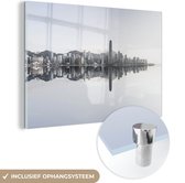MuchoWow® Glasschilderij 150x100 cm - Schilderij acrylglas - Hong - Kong - Water - Skyline - Foto op glas - Schilderijen