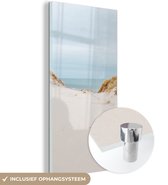 MuchoWow® Glasschilderij 20x40 cm - Schilderij acrylglas - Zee achter de duinen - Foto op glas - Schilderijen