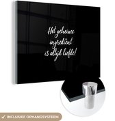 MuchoWow® Glasschilderij 40x30 cm - Schilderij acrylglas - Quotes - Koken - Het geheime ingrediënt is altijd liefde! - Spreuken - Liefde - Foto op glas - Schilderijen