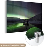 MuchoWow® Glasschilderij 30x20 cm - Schilderij acrylglas - IJsland - Noorderlicht - Groen - Foto op glas - Schilderijen