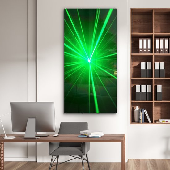 ® Glasschilderij 80x160 cm - Schilderij acrylglas - Groene gloed van een laserlicht - Foto op glas - Muurdecoratie woonkamer - Wanddecoratie slaapkamer - Schilderijen