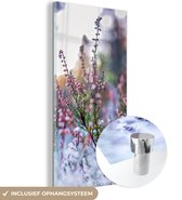 MuchoWow® Glasschilderij 20x40 cm - Schilderij acrylglas - Bloemen - Winter - Sneeuw - Foto op glas - Schilderijen