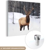 MuchoWow® Glasschilderij 90x90 cm - Schilderij acrylglas - Hert - Sneeuw - Winter - Foto op glas - Schilderijen