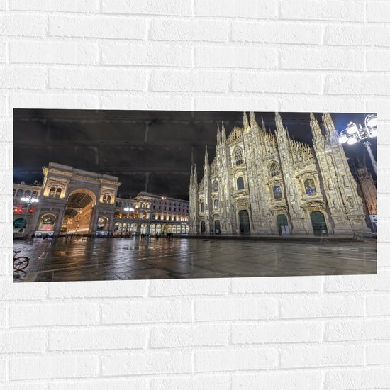 WallClassics - Muursticker - Santa Maria del Fiore Kathedraal op Piazza Del Duomo Plein in Florence, Italië - 100x50 cm Foto op Muursticker