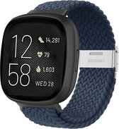 Strap-it Smartwatch bandje - Verstelbaar gevlochten nylon bandje - geschikt voor Fitbit Versa 3 / Fitbit Sense - donkerblauw