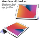 iMoshion Tablet Hoes Geschikt voor iPad 9 (2021) 9e generatie / iPad 7 (2019) 7e generatie / iPad 8 (2020) 8e generatie - iMoshion Trifold Bookcase - Paars /Lila