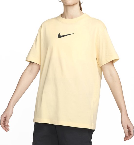 Nike Sportswear T-Shirt Dames Vanille