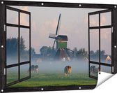 Gards Tuinposter Doorkijk Landschap met Koeien - 120x80 cm - Tuindoek - Tuindecoratie - Wanddecoratie buiten - Tuinschilderij