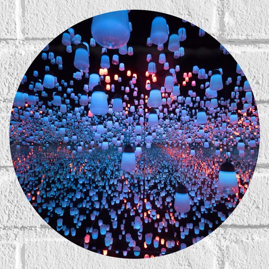 Muursticker Cirkel - Opgekleurde Lampen bij een Spiegel - 30x30 cm Foto op Muursticker