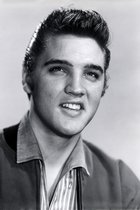 Tuinposter - Filmsterren - Retro / Vintage - Elvis Presley in wit / grijs / zwart - 120 x 180 cm.