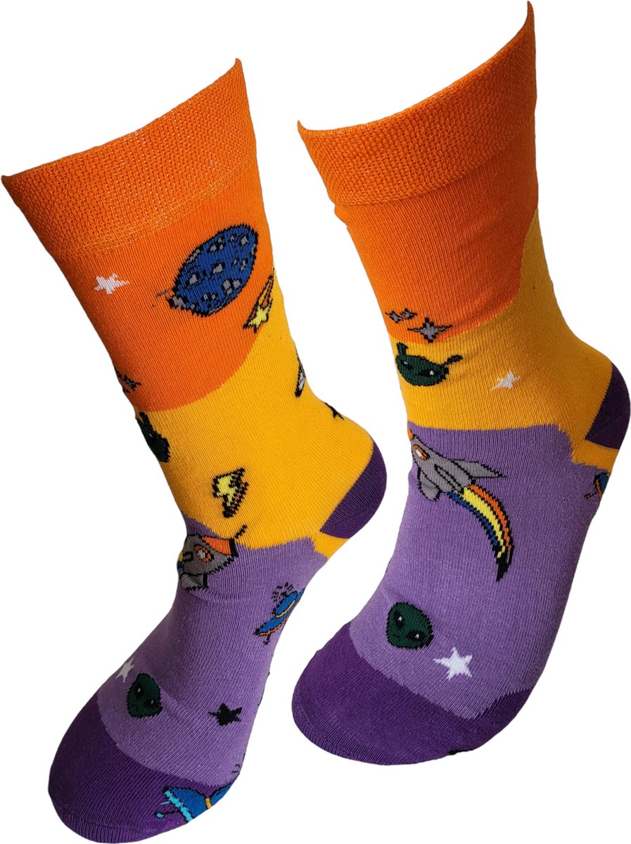 Verjaardag cadeau - Space sokken - Space alien - vrolijke sokken - valentijn cadeau - aparte sokken - grappige sokken - leuke dames en heren sokken - moederdag - vaderdag - Sokken waar je vrolijk van wordt - Maat 37-44