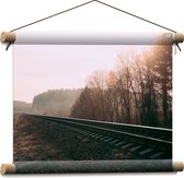 Textielposter - Treinspoor langs Bossen - 40x30 cm Foto op Textiel