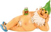 Tuinkabouter beeld Happy Nudist - Polystone - Naakt met blik pils - 26 cm - Origineel fun kado - Groene muts - Stoute kabouters