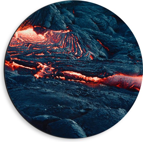 WallClassics - Dibond Muurcirkel - Magma Stromend over Vulkaan - 40x40 cm Foto op Aluminium Muurcirkel (met ophangsysteem)