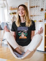 Shirt - Namaste let it go - Wurban Wear | Grappig shirt | Yoga | Unisex tshirt | Meditatie | Yoga kleding | Yoga mat | Wit & Zwart