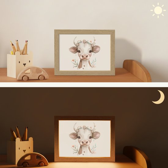 Nachtlampje 20x15 cm - Kinder lampje - Koe - Bohemian - Kalfje - Bloemen - Tafellamp kinderkamer - Slaapkamer lamp - Bedlamp kinderen - Kinderlampje stopcontact - Wandlamp babykamer - Nachtlampjes van OnlyWow — afbeelding 4