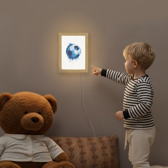 Nachtlampje 15x20 cm - Kinder lamp - Voetbal - Blauw - Inkt - Spatten - Tafellamp kinderkamer - Slaapkamer lamp - Bedlamp kinderen - Kinderlampje stopcontact - Wandlamp babykamer - Nachtlampjes van Merkloos — afbeelding 5