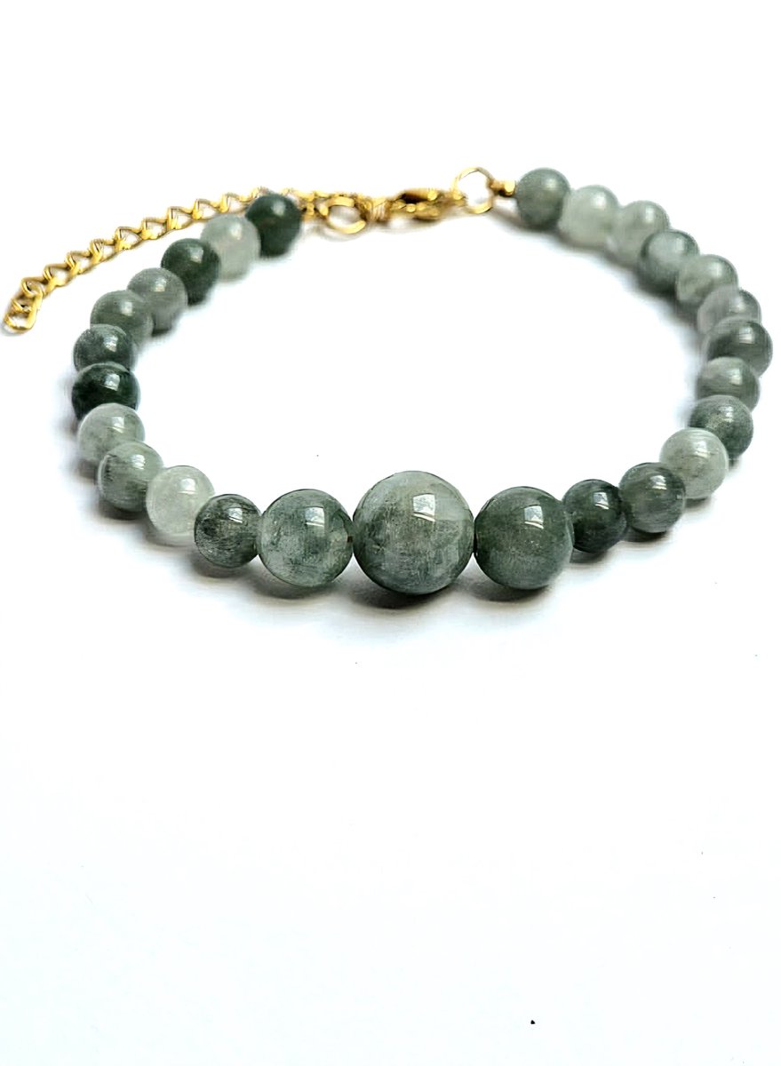 Stainless Steel dames armband met Birma Jade - grijs/groen - Goudkleurig - Maart - Kralenarmband edelstenen - goldplated