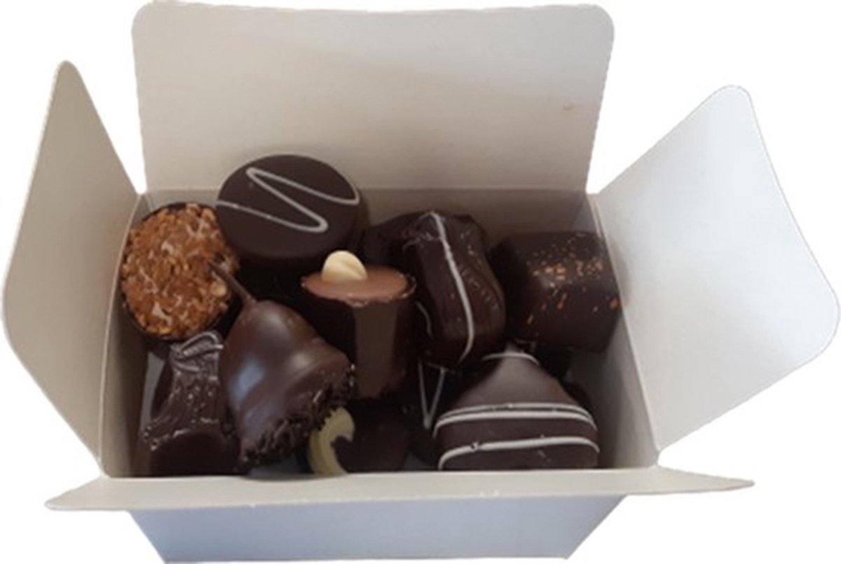 Doos gevuld met handgemaakte pure bonbons – 200 gram. Chocolade cadeau chocola bonbon. Moederdag. Kerst