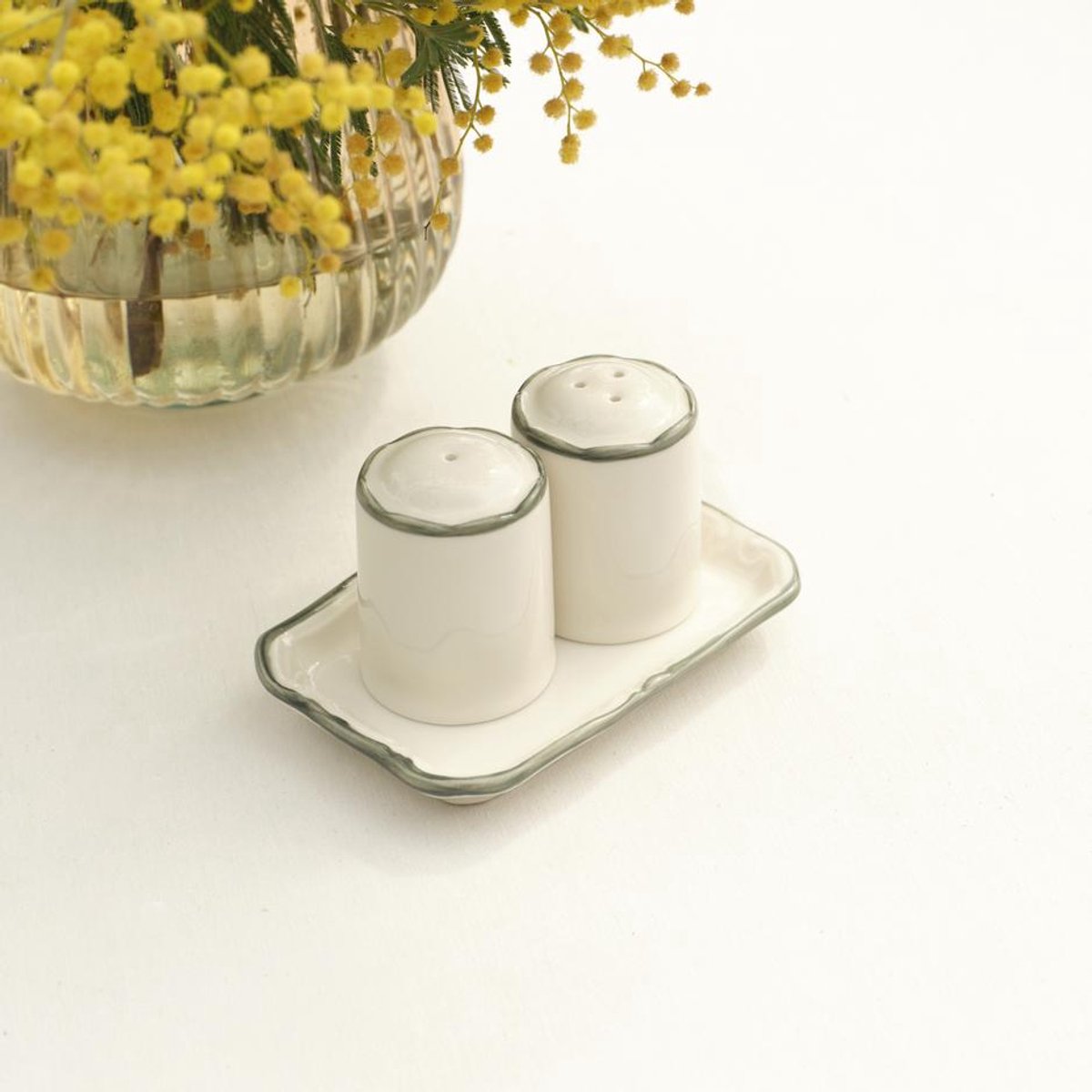 Lemoncello Stoneware Zout- en Peperstel