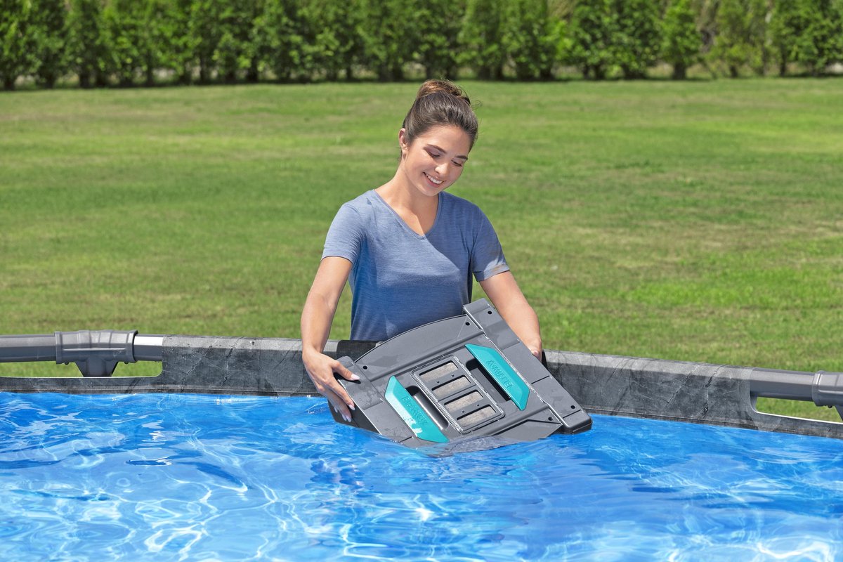 Bestway AquaTronix Pro G300 Pool Robot with Skimmer