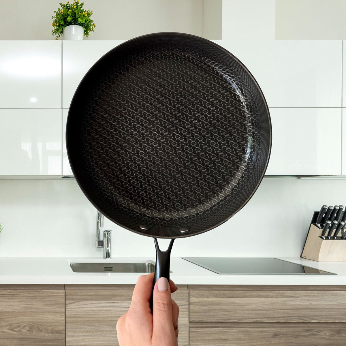 Cook & Pan Honey 9-Delige Pannenset Crème - PFAS vrij - Geschikt voor Inductie - Pannen Set met 7 jaar Garantie - Krasbestendige Anti Aanbaklaag - Vaatwasserbestendig - Koekenpan, Wokpan, Steelpan, Hapjespan, Kookpot - Beige – foto 5