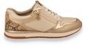 Crèmekleurige Tamaris sneaker met snake-print detail op de hiel en gouden accenten.