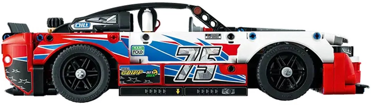 LEGO Technic NASCAR Next Gen Chevrolet Camaro ZL1 Set - 42153 — afbeelding 25