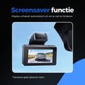 AZDome dashcam met screensaver functie die automatisch uitschakelt.