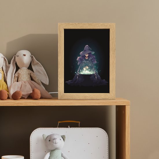 Nachtlampje 15x20 cm - Kinder lampje - Heks - Magie - Heksenketel - Paars - Tafellamp kinderkamer - Slaapkamer lamp - Bedlamp kinderen - Kinderlampje stopcontact - Wandlamp babykamer - Nachtlampjes van OnlyWow — afbeelding 3