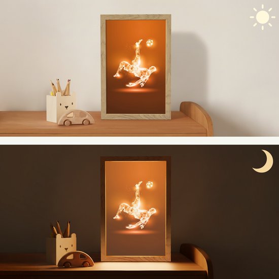 Nachtlampje 20x30 cm - Kinder lamp - Voetballer - Oranje - Voetbal - Omhaal - Tafellamp kinderkamer - Slaapkamer lamp - Bedlamp kinderen - Kinderlampje stopcontact - Wandlamp babykamer - Nachtlampjes van Merkloos — afbeelding 4