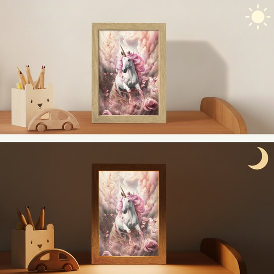 Nachtlampje 15x20 cm - Kinder lampje - Eenhoorn - Meisje - Roze - Bloemen - Sprookje - Tafellamp kinderkamer - Slaapkamer lamp - Bedlamp kinderen - Kinderlampje stopcontact - Wandlamp babykamer - Nachtlampjes van OnlyWow — afbeelding 4
