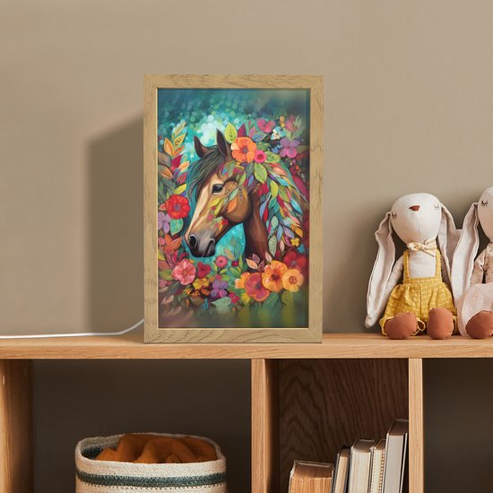 Nachtlampje 20x30 cm - Kinder lampje - Paard - Bloemen - Schilderij - Natuur - Verf - Tafellamp kinderkamer - Slaapkamer lamp - Bedlamp kinderen - Kinderlampje stopcontact - Wandlamp babykamer - Nachtlampjes van Merkloos — afbeelding 3