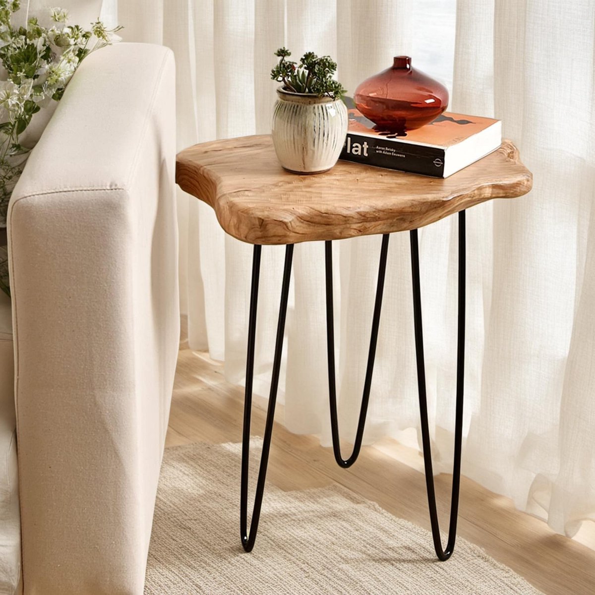 Natuurlijke bijzettafel van hout – Multifunctioneel nachtkastje en plantenstandaard