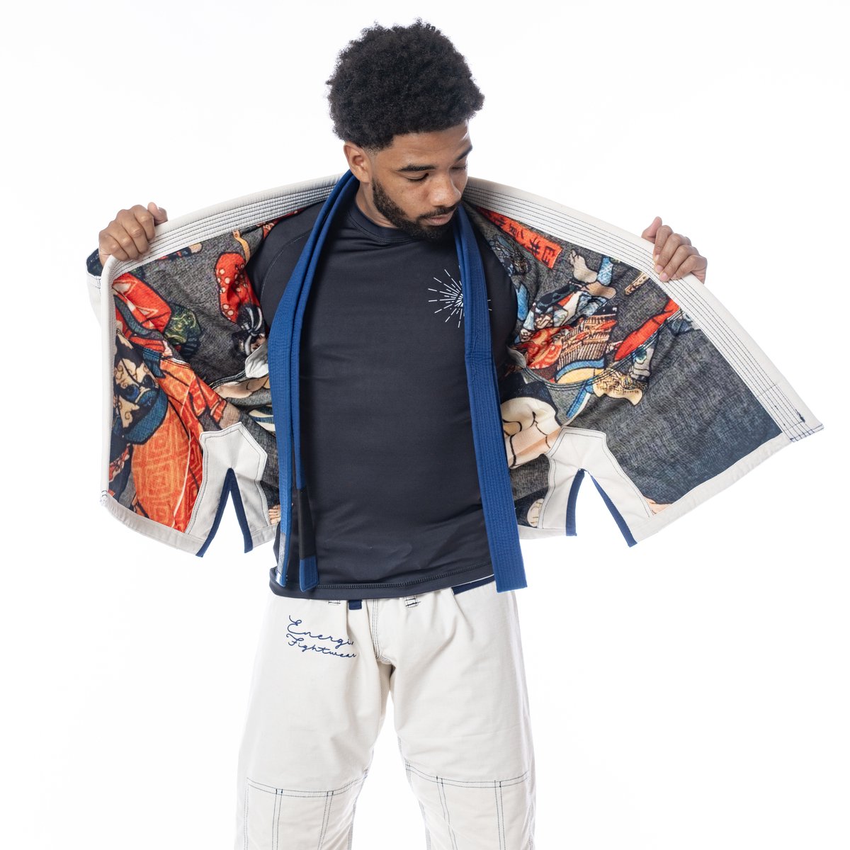 Energia Fightwear Deluxe Gi A2/M - Binnenvoering met Print - Geborduurde Details - Gebroken Wit