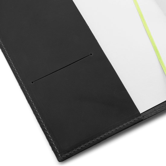 Marks Time For Paper Notitieboek – B6 Formaat, Zwart – Met Elastieksluiting En Metalen Ogen