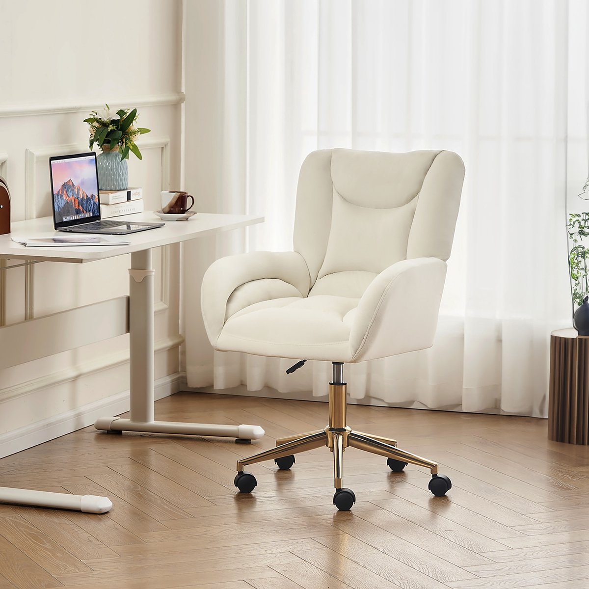 STILVORA Draaistoel - Hoogteverstelbaar - Ergonomisch Ontwerp - Modern Design Voor Thuiswerk & Kantoor - Zacht Velours - Ivoor