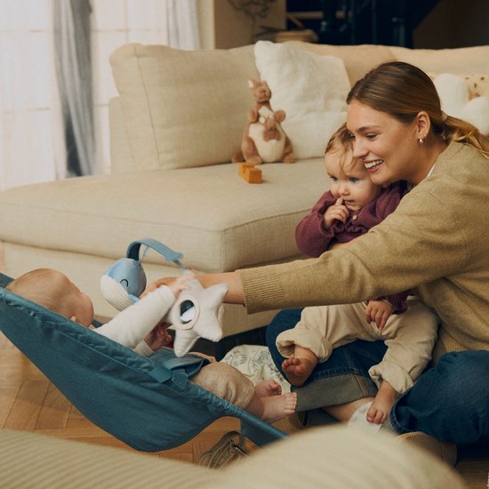 Kinderkraft MIMI Babywip- en Ligstoel - Voor Pasgeborenen tot 9 kg - 3-Positie Rugleuning, Speelboog, Lichtgewicht en Compact - Nordic Breeze van Merkloos — afbeelding 4