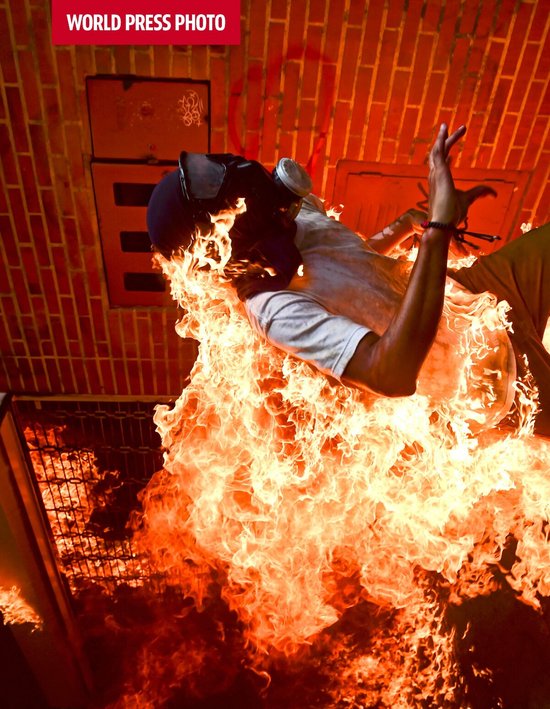 World Press Photo 2018 - cover